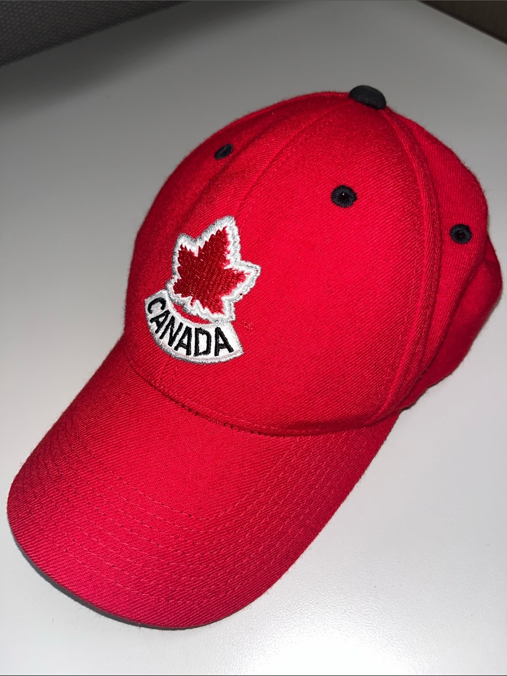 Nike Red Team Canada Maple Leaf 100% Wool Baseball Cap